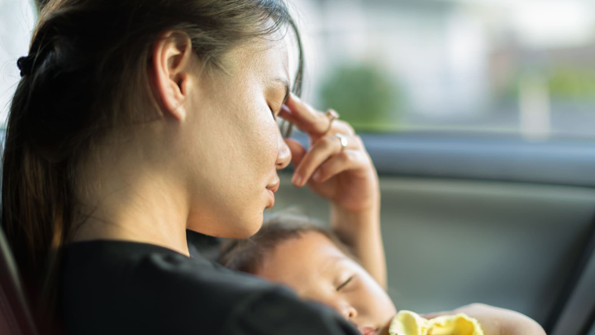 article_Postpartum Psychosis Recognizing and Addressing_1.jpg
