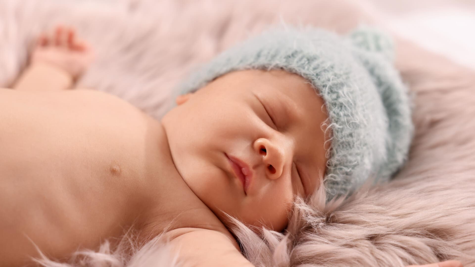 Best_Sleeping_Position_for_Newborn_2.jpg